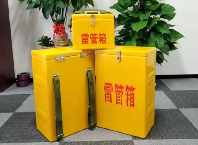 乌恰如何防止雷管箱炸药箱等矿用物品生锈？